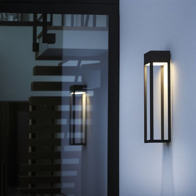 Apron Wall Lamp