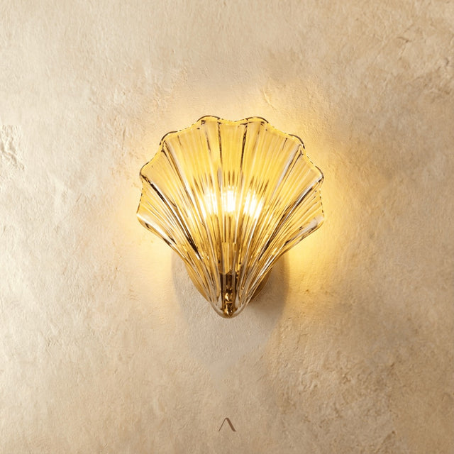 Agy Wall Lamp