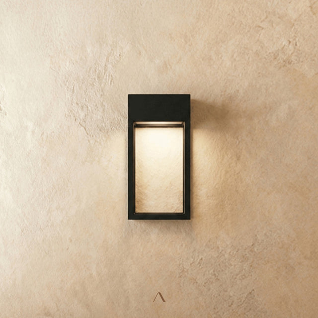 Apron Wall Lamp