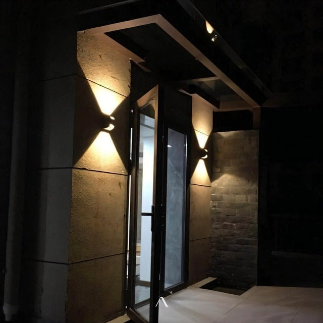Arbois Wall Lamp