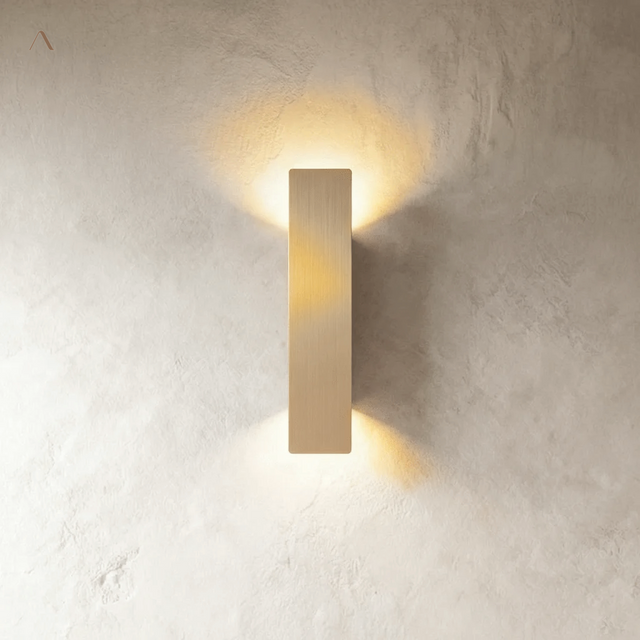 Aurelia Wall Lamp