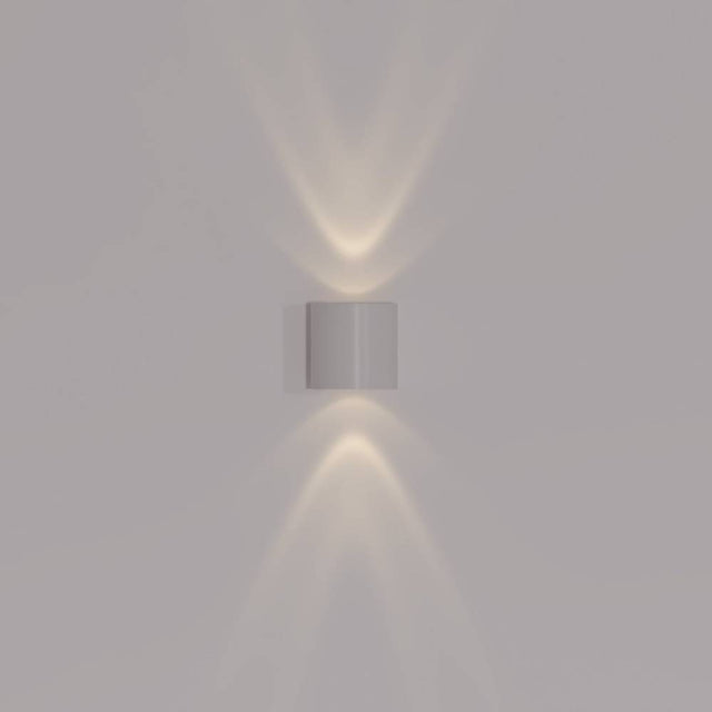 Prow Wall Lamp