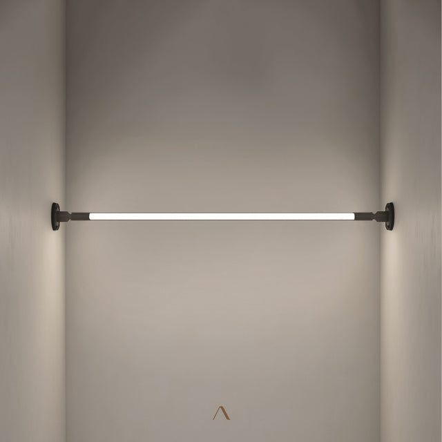 Bract Wall Lamp