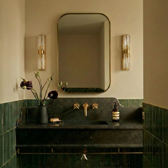 Bricqueville Wall Lamp