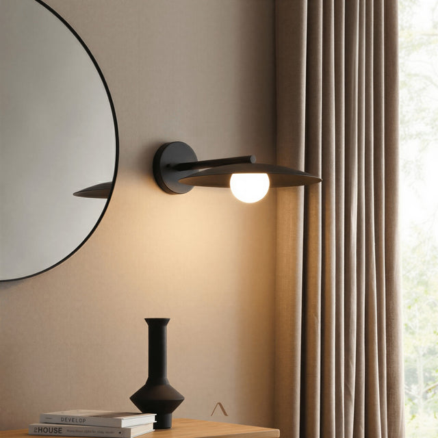 Campos Wall Light