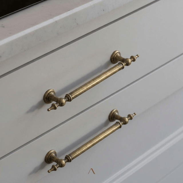Castillo Cabinet Pull