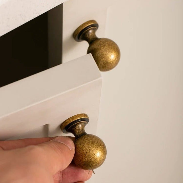 Castillo Cabinet Pull
