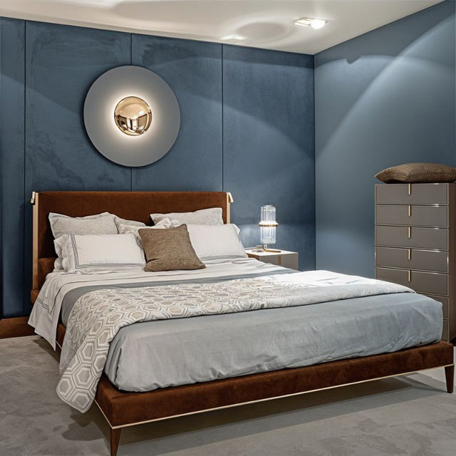 Spire Wall Lamp