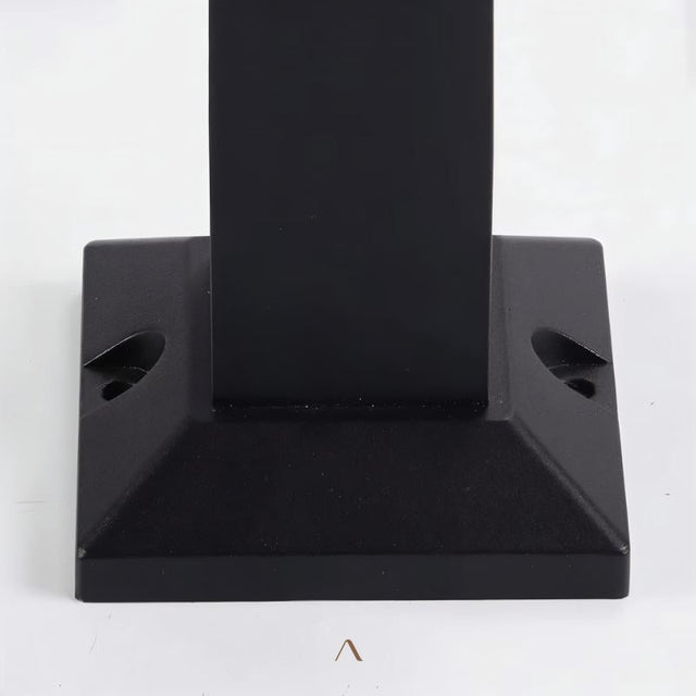 Clinchamps Bollard Light