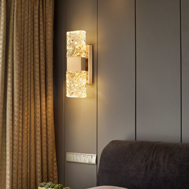 Vault Wall Lamp