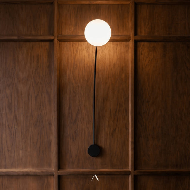 Dalias Wall Light
