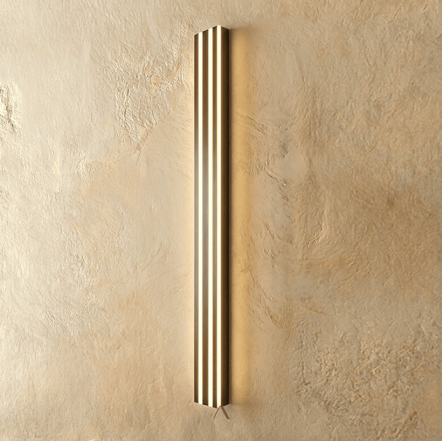 Diffraction Wall Lamp
