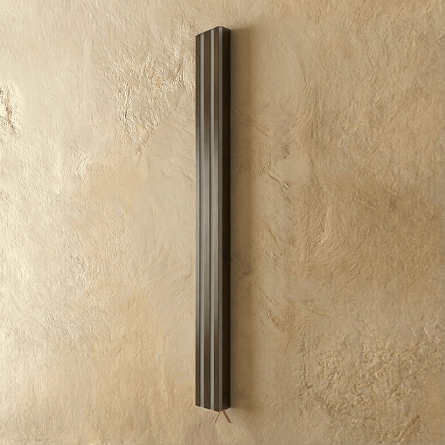 Diffraction Wall Lamp