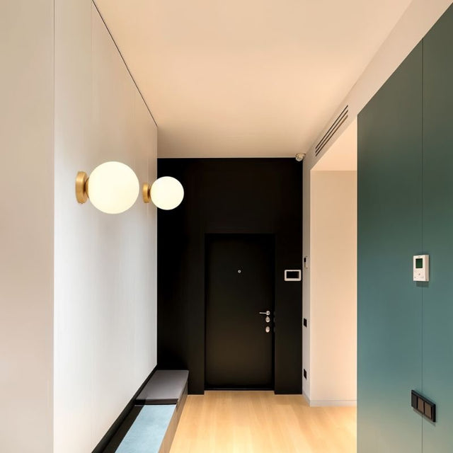 Blidö Wall Lamp