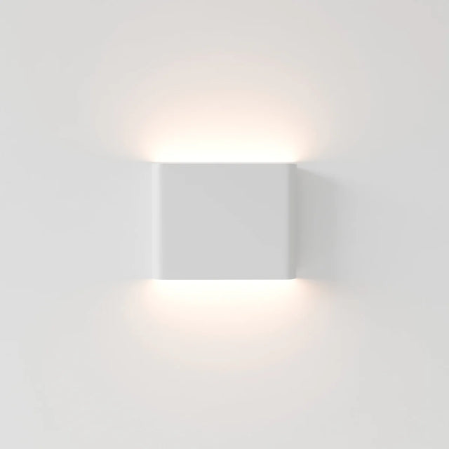 Helm Wall Lamp