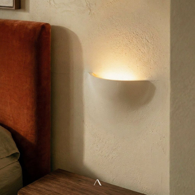 Fluessen Wall Light