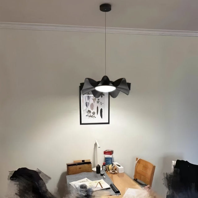 Gorum Pendant Light