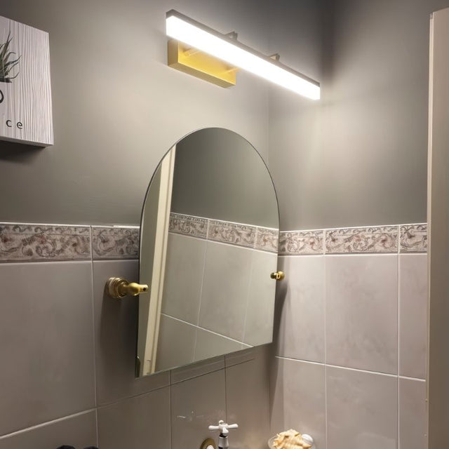 Tartas Wall Lamp