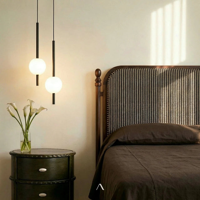 Humilis Pendant Light