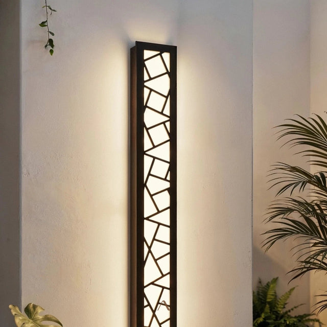 Isotope Wall Lamp