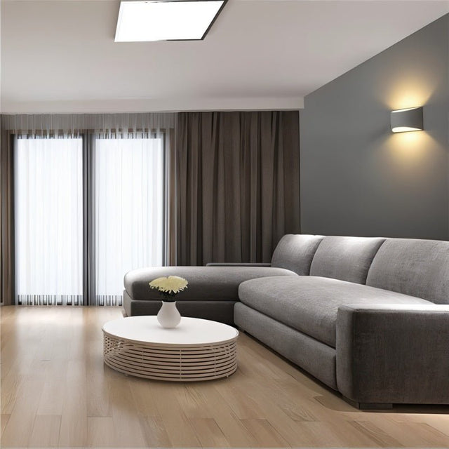 Hetta Wall Lamp