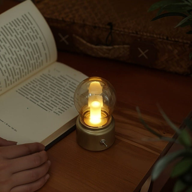 Hunawihr Table Lamp