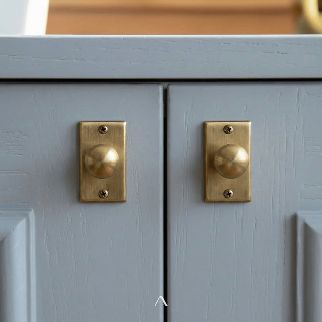 Larva Cabinet Knob