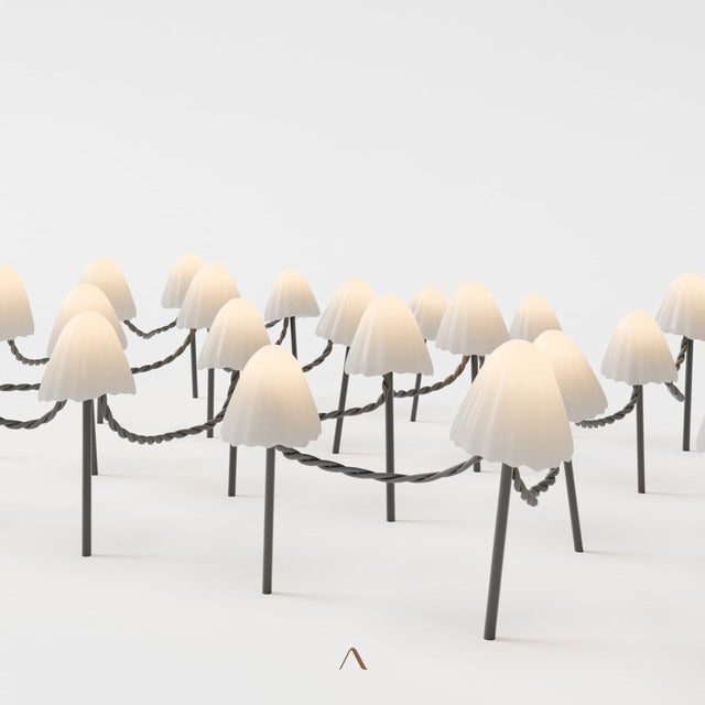 Leeward Garden Lamp