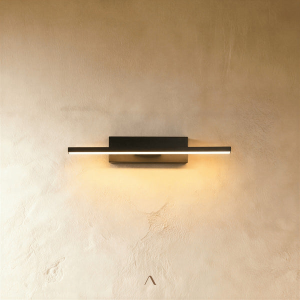Luff Wall Lamp