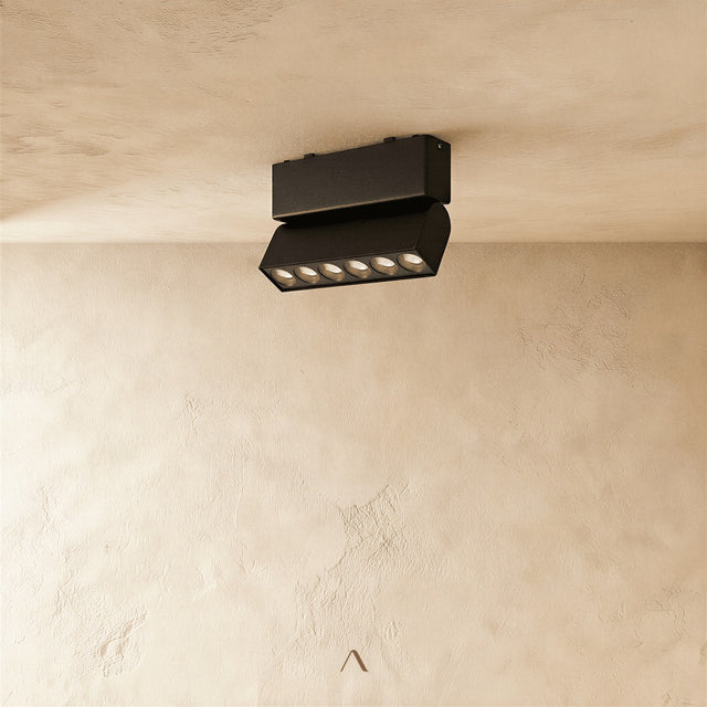 Magma Track Light