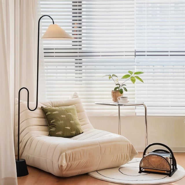 Deruta Floor Lamp