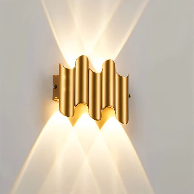 Celerity Wall Lamp