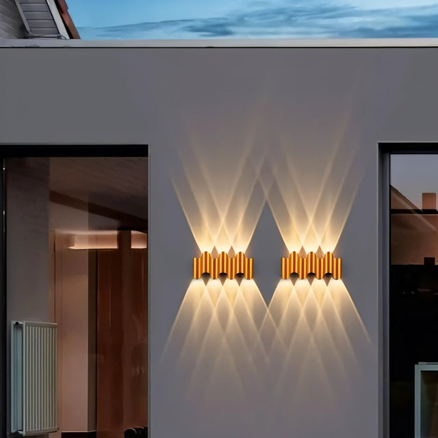Celerity Wall Lamp