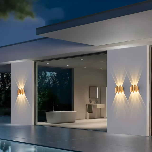 Celerity Wall Lamp
