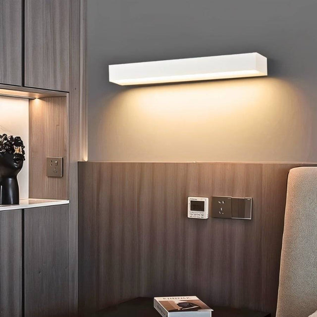 Combray Wall Lamp