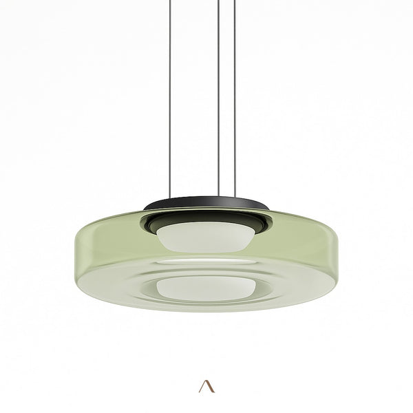 Ravning Pendant Light