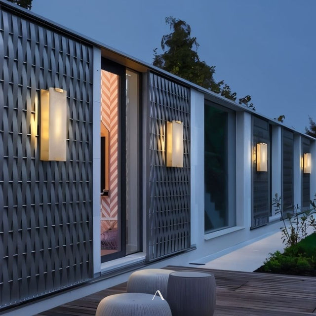 Schouwen Wall Lamp