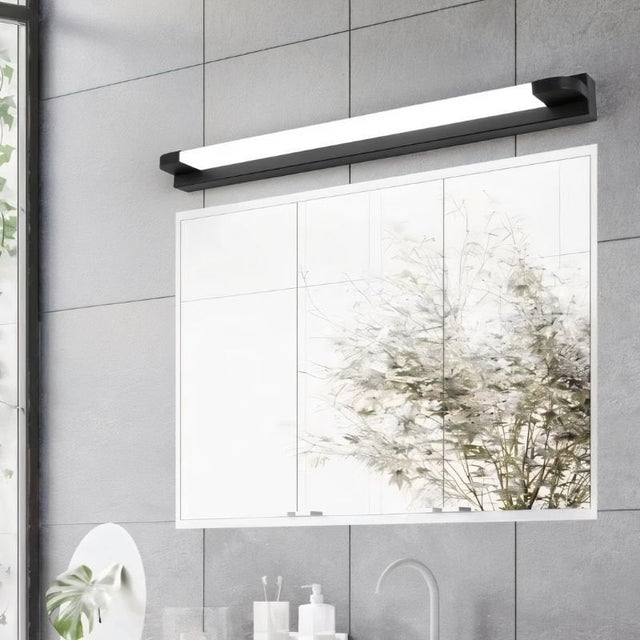 Urt Wall Lamp