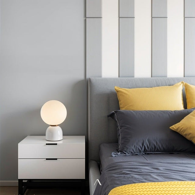 Staffel Table Lamp