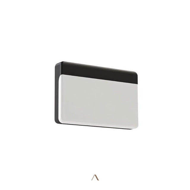 Tjeuke Wall Lamp