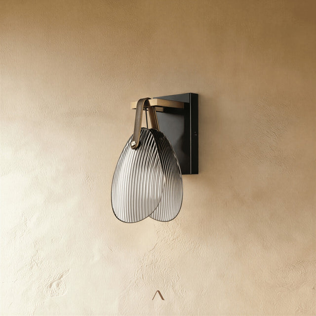 Todi Wall Lamp