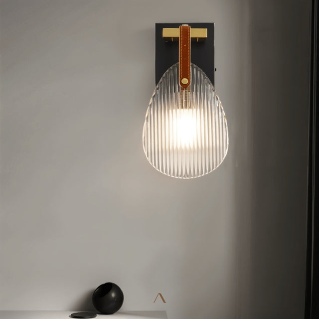 Todi Wall Lamp