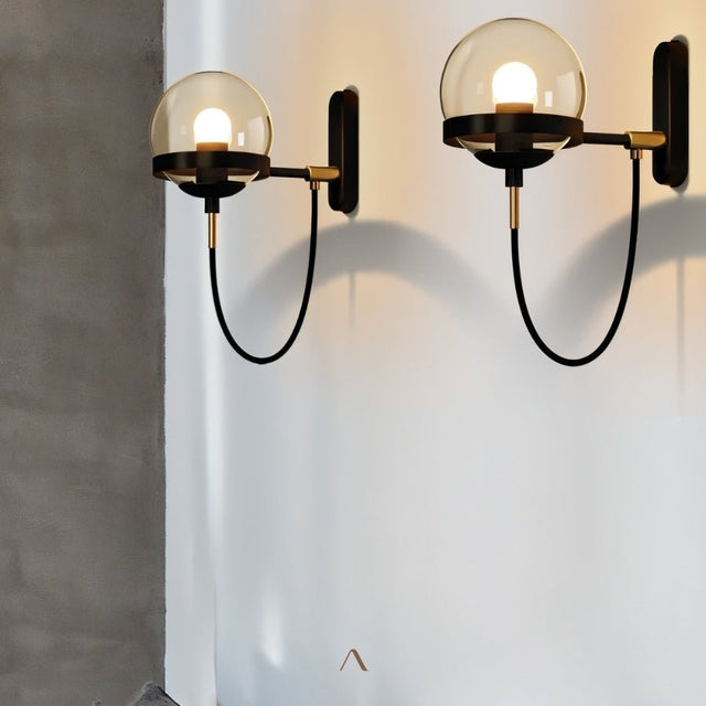 Uzerche Wall Lamp