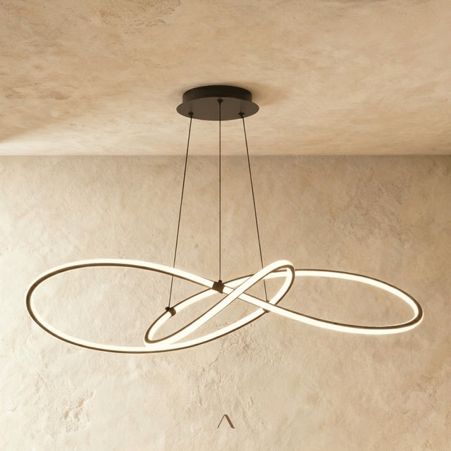 Valtopina Chandelier