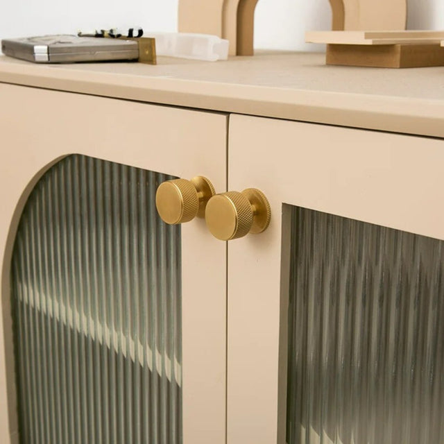 Vagur Knob