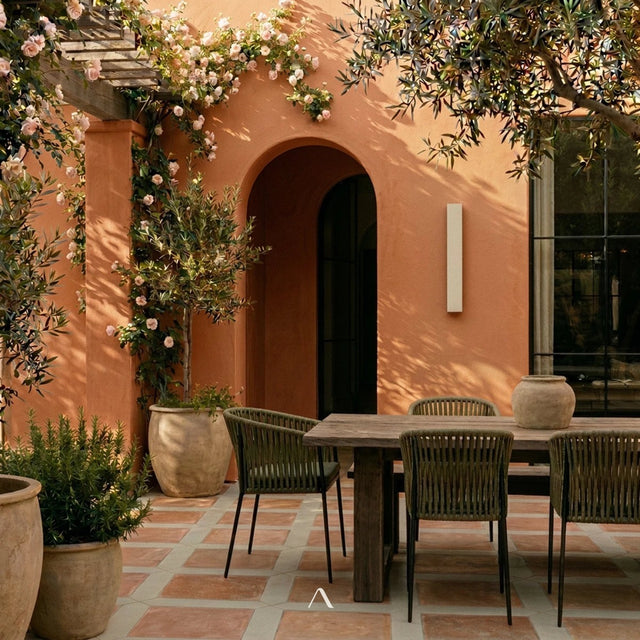 Vidja Outdoor Wall Lamp