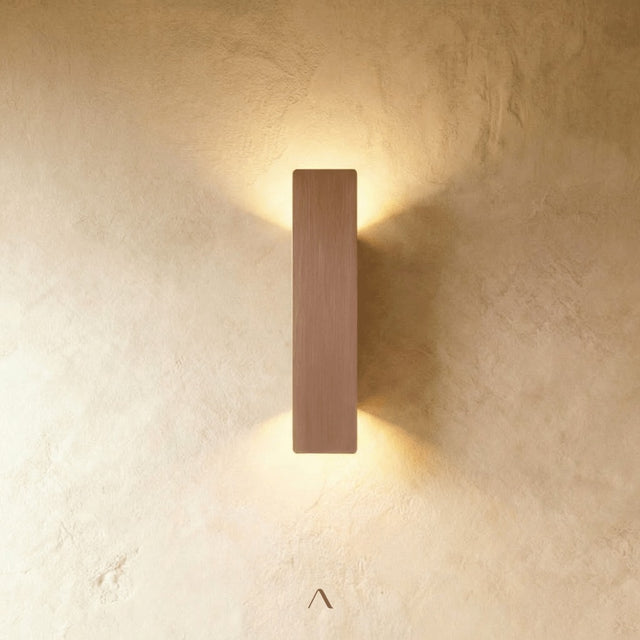 Vidja Wall Lamp