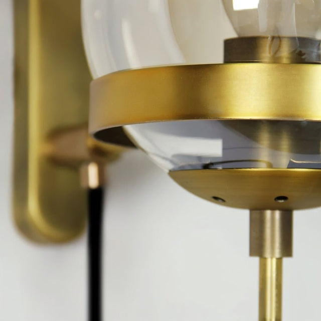 Uzerche Wall Lamp