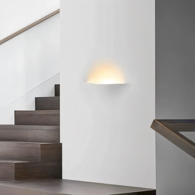 Fluessen Wall Light