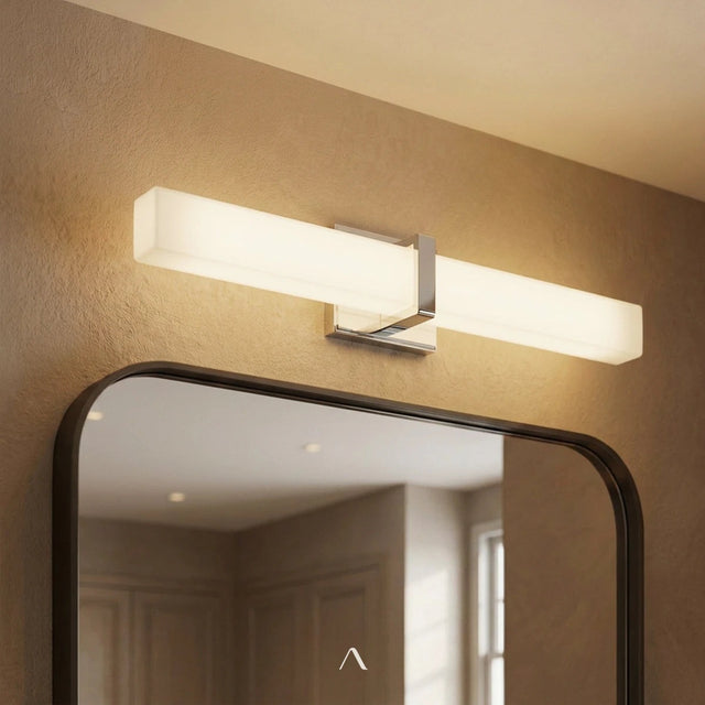 Zephyr Wall Lamp